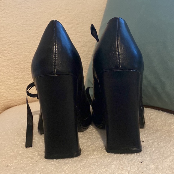 Vintage Hot Topic Dolly Heels in size 6 - Picture 3 of 5